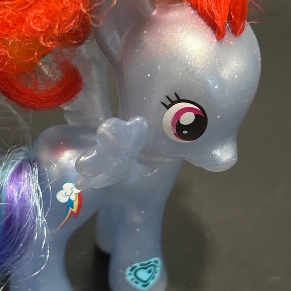 Gray and Red Building Blocks Set - Picture 4 of 14